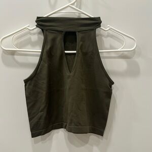 Cropped tank top